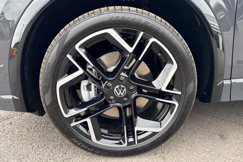  Volkswagen Tiguan 2.0 TDI R-Line DSG Euro 6 (s/s) 5dr Thumbnail #11