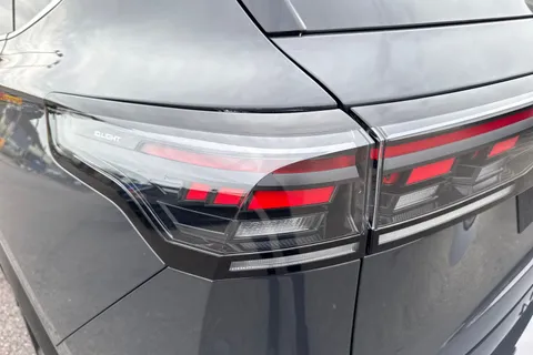  Volkswagen Tiguan 2.0 TDI R-Line DSG Euro 6 (s/s) 5dr Thumbnail #31