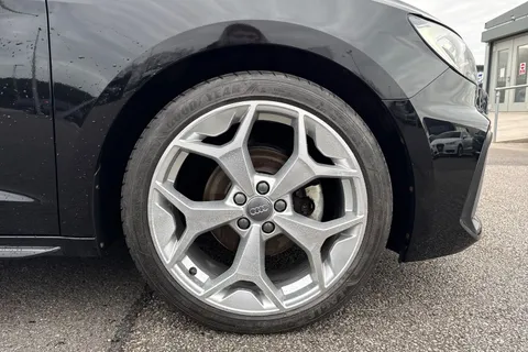 BR19WXG Audi A1 1.0 TFSI 30 S line Sportback Euro 6 (s/s) 5dr Thumbnail #11