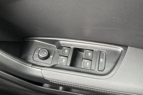 BR19WXG Audi A1 1.0 TFSI 30 S line Sportback Euro 6 (s/s) 5dr Thumbnail #41