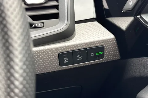 BR19WXG Audi A1 1.0 TFSI 30 S line Sportback Euro 6 (s/s) 5dr Thumbnail #43