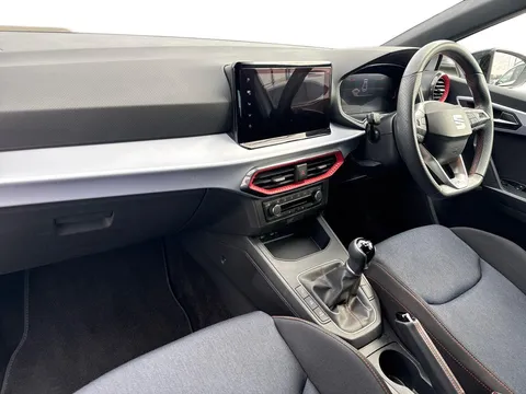 9 of 43 for SEAT IBIZA 1.0 TSI 95 FR 5dr