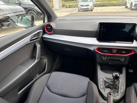 15 of 43 for SEAT IBIZA 1.0 TSI 95 FR 5dr