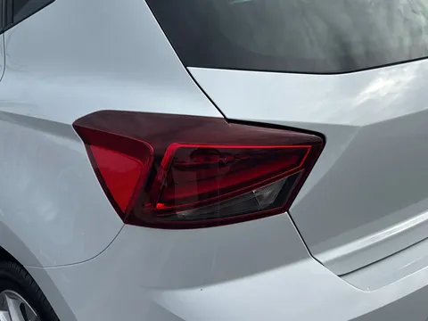 16 of 43 for SEAT IBIZA 1.0 TSI 95 FR 5dr