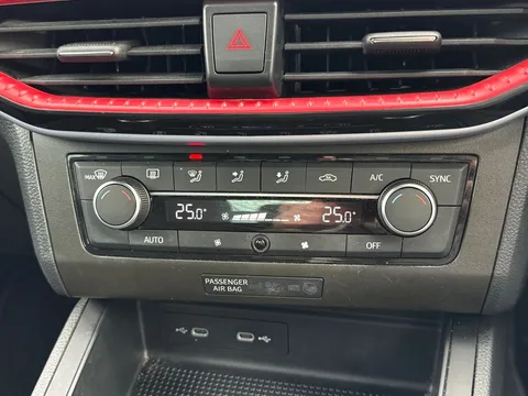 19 of 43 for SEAT IBIZA 1.0 TSI 95 FR 5dr