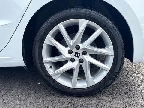 24 of 43 for SEAT IBIZA 1.0 TSI 95 FR 5dr