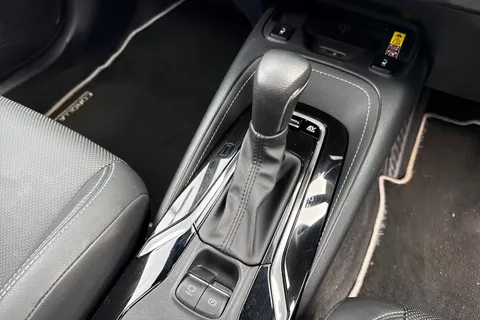 MK73LNW Toyota Corolla 1.8 Hybrid Excel 5dr CVT Thumbnail #23