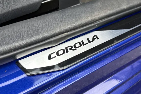 MK73LNW Toyota Corolla 1.8 Hybrid Excel 5dr CVT Thumbnail #31