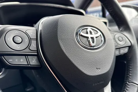 MK73LNW Toyota Corolla 1.8 Hybrid Excel 5dr CVT Thumbnail #41