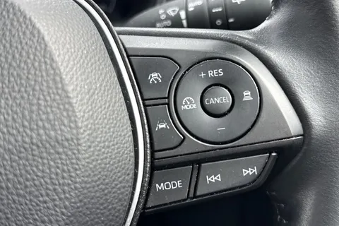 MK73LNW Toyota Corolla 1.8 Hybrid Excel 5dr CVT Thumbnail #42