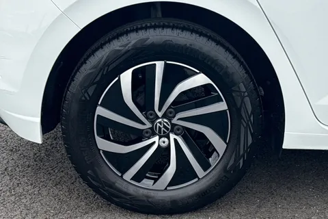 MK23NUF Volkswagen Polo 1.0 Life 5dr **REAR TINTS, REAR VIEW CAMERA** Thumbnail #14