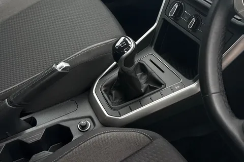 MK23NUF Volkswagen Polo 1.0 Life 5dr **REAR TINTS, REAR VIEW CAMERA** Thumbnail #24