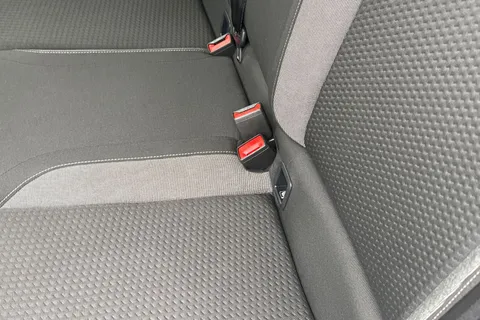 MK23NUF Volkswagen Polo 1.0 Life 5dr **REAR TINTS, REAR VIEW CAMERA** Thumbnail #30