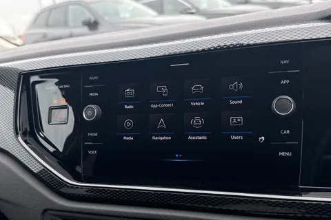 MK23NUF Volkswagen Polo 1.0 Life 5dr **REAR TINTS, REAR VIEW CAMERA** Thumbnail #36