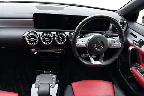 ND70OEV Mercedes-Benz Cla Class 1.3 CLA180 AMG Line (Premium Plus 2) Coupe 7G-DCT Euro 6 (s/s) 4dr Thumbnail #14