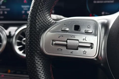 ND70OEV Mercedes-Benz Cla Class 1.3 CLA180 AMG Line (Premium Plus 2) Coupe 7G-DCT Euro 6 (s/s) 4dr Thumbnail #38