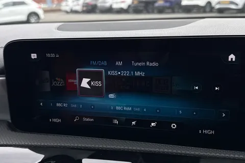 ND70OEV Mercedes-Benz Cla Class 1.3 CLA180 AMG Line (Premium Plus 2) Coupe 7G-DCT Euro 6 (s/s) 4dr Thumbnail #44