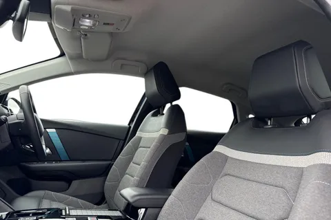 16 of 67 for Citroën E-C4 50kWh Shine Auto 5dr