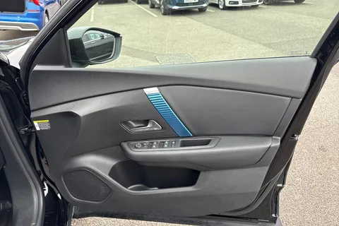 21 of 67 for Citroën E-C4 50kWh Shine Auto 5dr