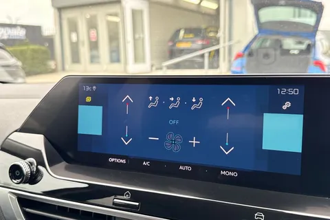 22 of 67 for Citroën E-C4 50kWh Shine Auto 5dr