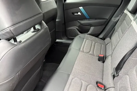 35 of 67 for Citroën E-C4 50kWh Shine Auto 5dr