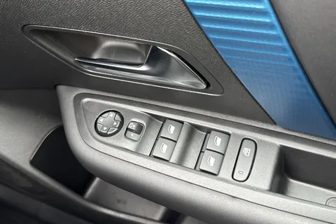 40 of 67 for Citroën E-C4 50kWh Shine Auto 5dr