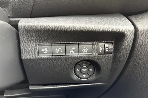 41 of 67 for Citroën E-C4 50kWh Shine Auto 5dr