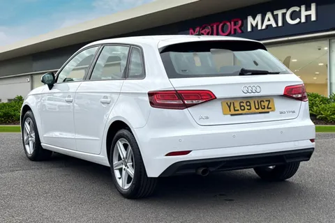 YL69UGZ Audi A3 1.0 TFSI 30 SE Technik Sportback Euro 6 (s/s) 5dr Thumbnail #3