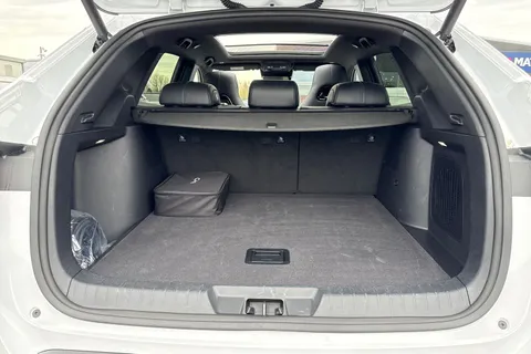 LD25YWC BYD Seal U 1.5 18.3kWh Boost CVT Auto Euro 6 (s/s) 5dr Thumbnail #11