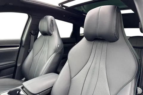 LD25YWC BYD Seal U 1.5 18.3kWh Boost CVT Auto Euro 6 (s/s) 5dr Thumbnail #12