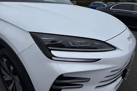 LD25YWC BYD Seal U 1.5 18.3kWh Boost CVT Auto Euro 6 (s/s) 5dr Thumbnail #18