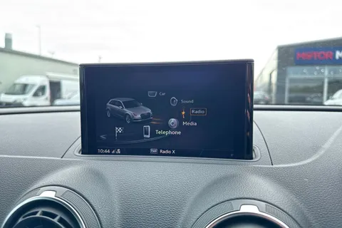 YL69UGZ Audi A3 1.0 TFSI 30 SE Technik Sportback Euro 6 (s/s) 5dr Thumbnail #18