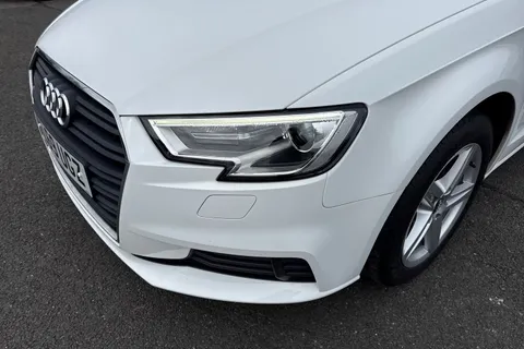 YL69UGZ Audi A3 1.0 TFSI 30 SE Technik Sportback Euro 6 (s/s) 5dr Thumbnail #27