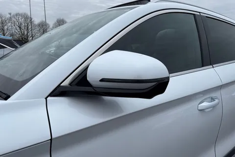 LD25YWC BYD Seal U 1.5 18.3kWh Boost CVT Auto Euro 6 (s/s) 5dr Thumbnail #30