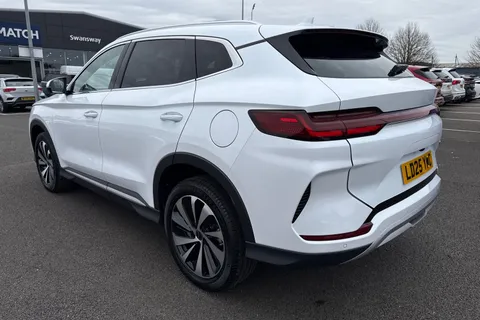 LD25YWC BYD Seal U 1.5 18.3kWh Boost CVT Auto Euro 6 (s/s) 5dr Thumbnail #31