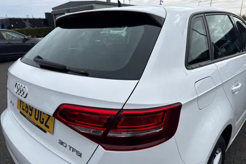 YL69UGZ Audi A3 1.0 TFSI 30 SE Technik Sportback Euro 6 (s/s) 5dr Thumbnail #33