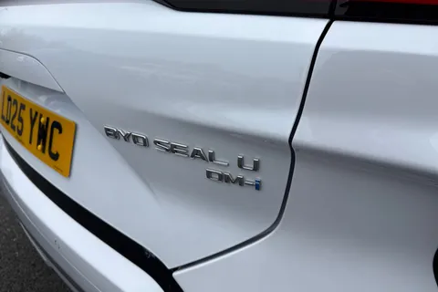 LD25YWC BYD Seal U 1.5 18.3kWh Boost CVT Auto Euro 6 (s/s) 5dr Thumbnail #34