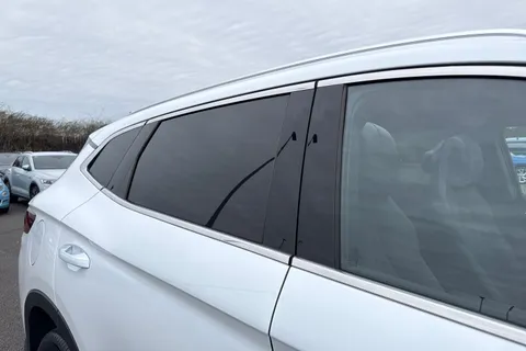 LD25YWC BYD Seal U 1.5 18.3kWh Boost CVT Auto Euro 6 (s/s) 5dr Thumbnail #36