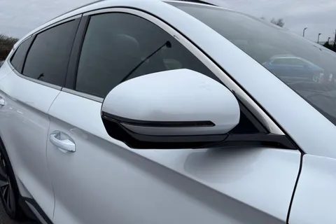 LD25YWC BYD Seal U 1.5 18.3kWh Boost CVT Auto Euro 6 (s/s) 5dr Thumbnail #37