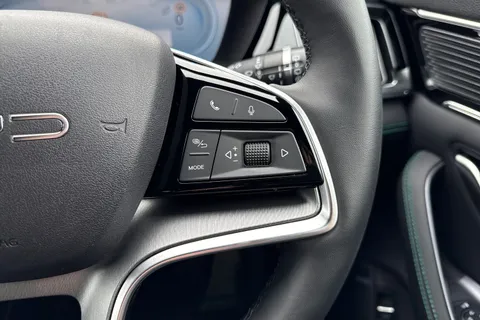 LD25YWC BYD Seal U 1.5 18.3kWh Boost CVT Auto Euro 6 (s/s) 5dr Thumbnail #45