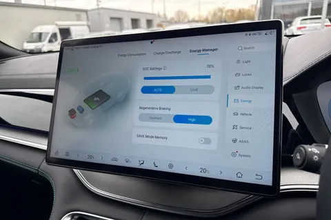 LD25YWC BYD Seal U 1.5 18.3kWh Boost CVT Auto Euro 6 (s/s) 5dr Thumbnail #56