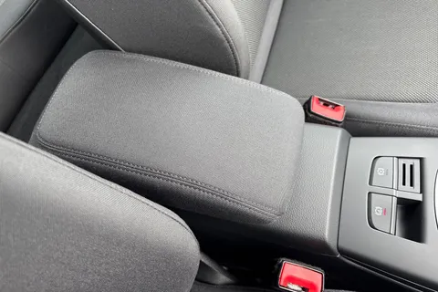 YL69UGZ Audi A3 1.0 TFSI 30 SE Technik Sportback Euro 6 (s/s) 5dr Thumbnail #58