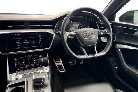 DG21FZN Audi A6 Avant 2.0 TFSI 45 Black Edition S Tronic quattro Euro 6 (s/s) 5dr Thumbnail #19