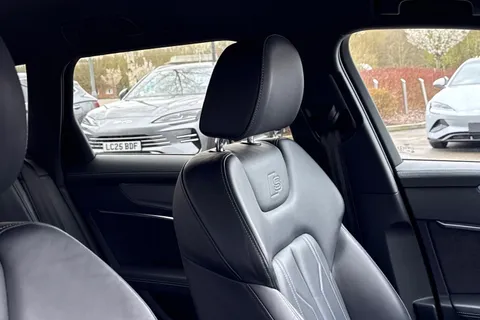 DG21FZN Audi A6 Avant 2.0 TFSI 45 Black Edition S Tronic quattro Euro 6 (s/s) 5dr Thumbnail #38