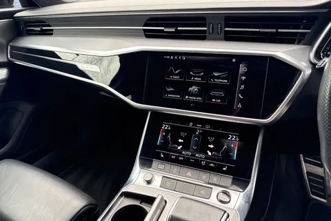 DG21FZN Audi A6 Avant 2.0 TFSI 45 Black Edition S Tronic quattro Euro 6 (s/s) 5dr Thumbnail #45