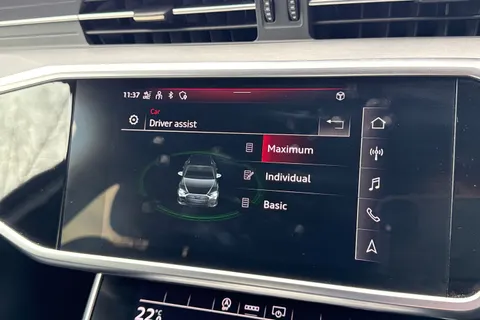 DG21FZN Audi A6 Avant 2.0 TFSI 45 Black Edition S Tronic quattro Euro 6 (s/s) 5dr Thumbnail #51