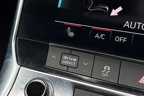 DG21FZN Audi A6 Avant 2.0 TFSI 45 Black Edition S Tronic quattro Euro 6 (s/s) 5dr Thumbnail #54