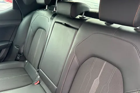 DP21CXM CUPRA Leon 1.4 eHybrid 12.8kWh VZ2 DSG Euro 6 (s/s) 5dr Thumbnail #14