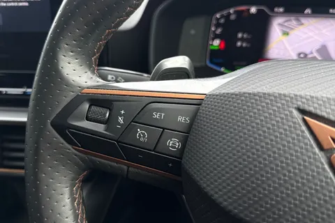 DP21CXM CUPRA Leon 1.4 eHybrid 12.8kWh VZ2 DSG Euro 6 (s/s) 5dr Thumbnail #28