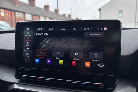 DP21CXM CUPRA Leon 1.4 eHybrid 12.8kWh VZ2 DSG Euro 6 (s/s) 5dr Thumbnail #36